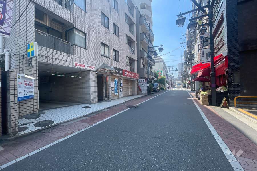 敷地西側の前面道路　　