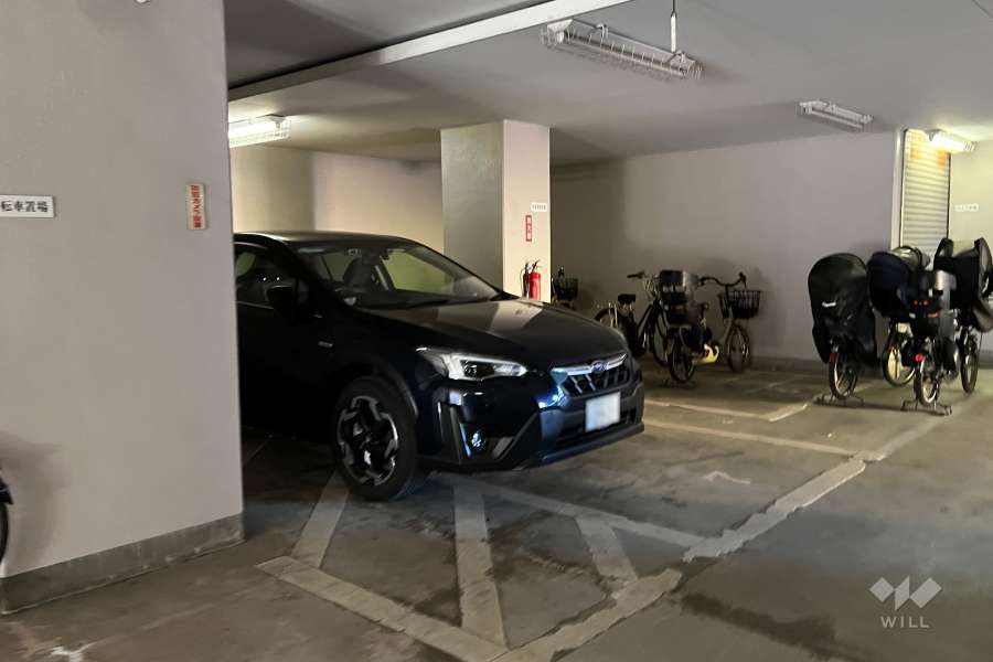 敷地内駐車場（屋内平面式）