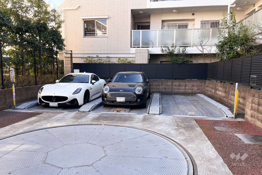敷地内駐車場（屋外機械式）