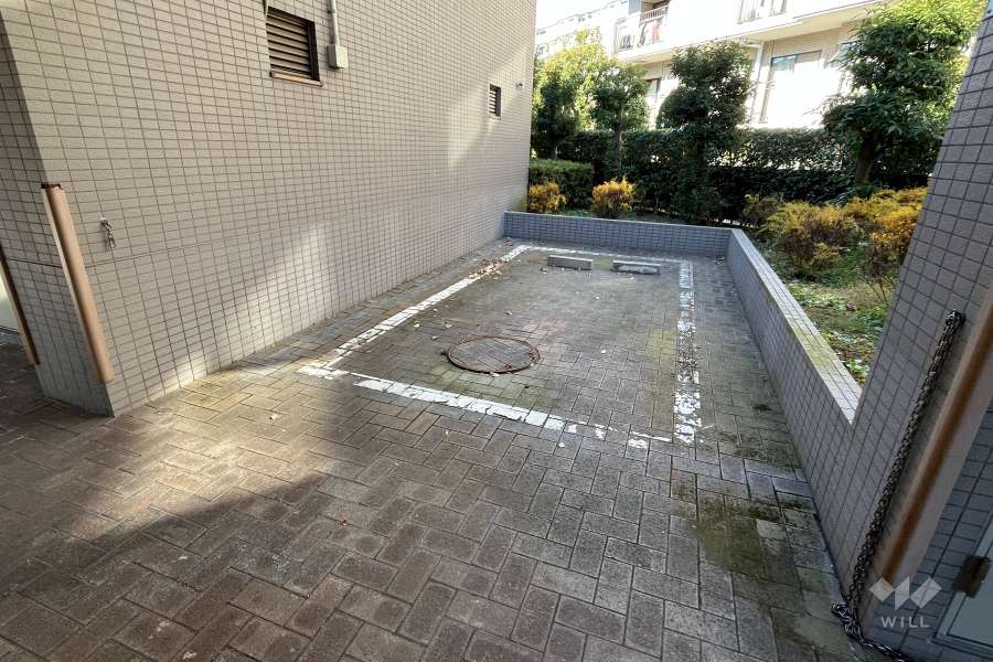 敷地内駐車場（屋外平面式）