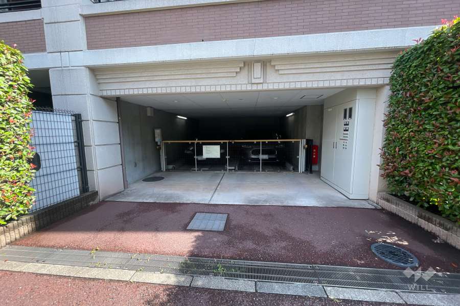 敷地内駐車場（屋内機械式）