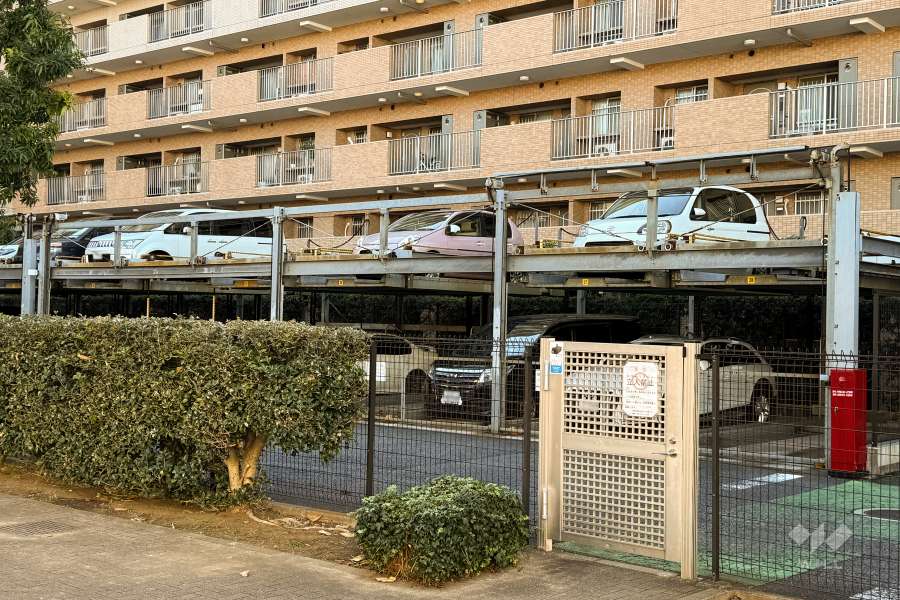 敷地内駐車場（屋外機械式）