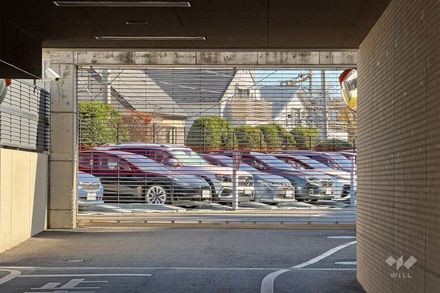 駐車場出入口（リングシャッター付き）