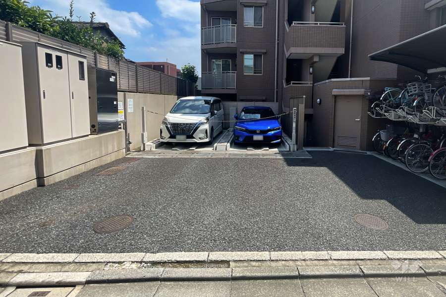 駐車場の出入り口・敷地内駐車場（屋外機械式）