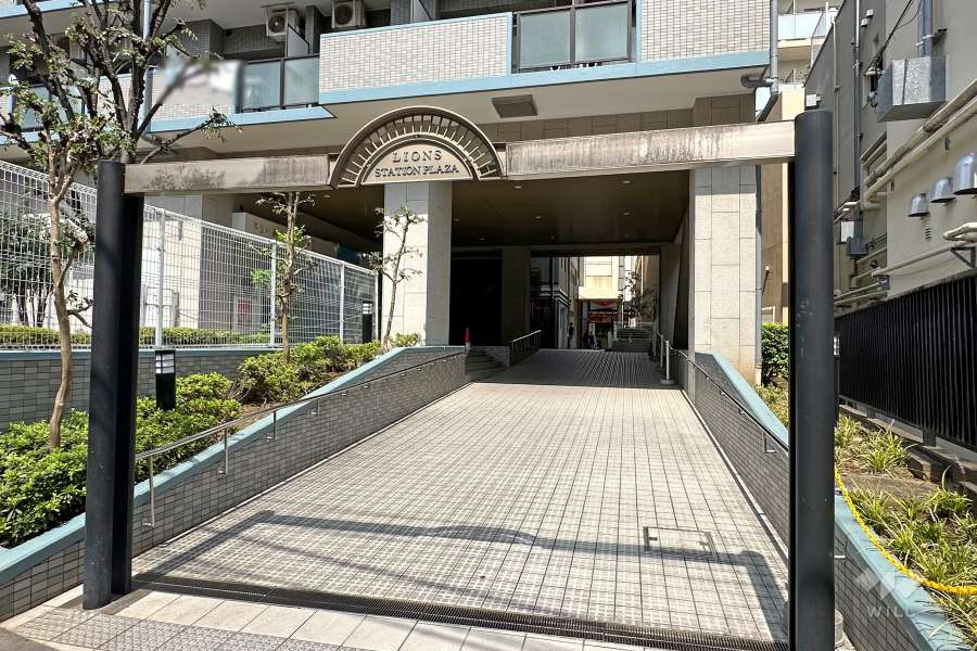 エントランスアプローチ