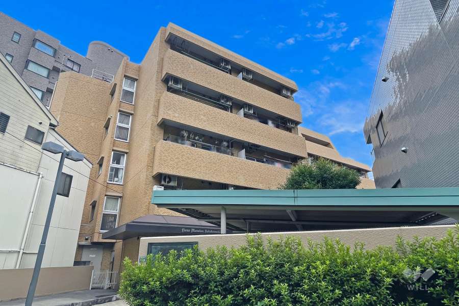 ライオンズマンション小竹向原の外観（南東側から）
