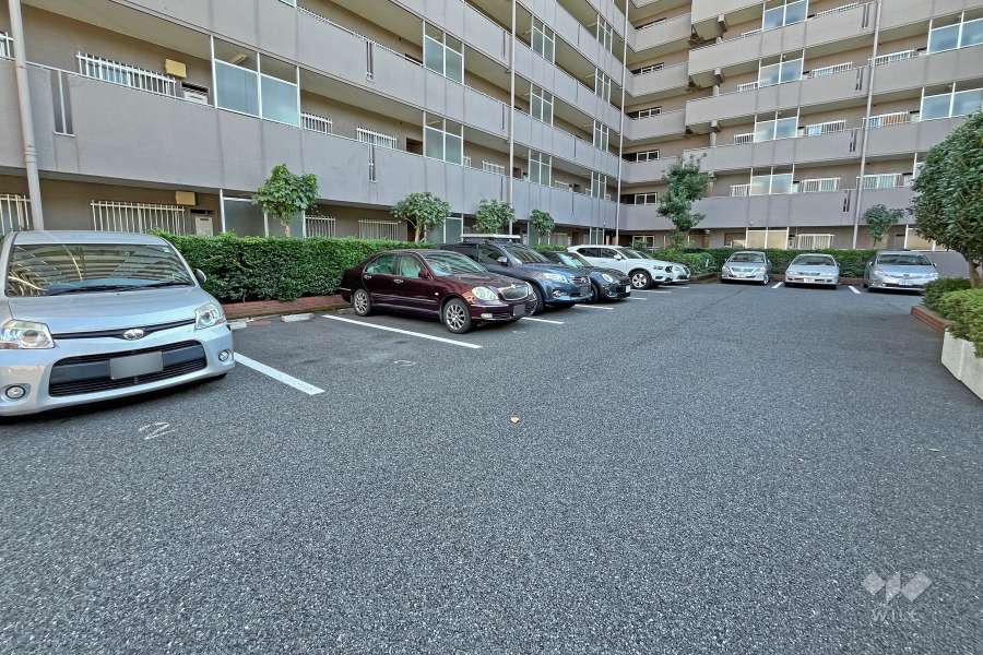 敷地内駐車場（屋外平面式）