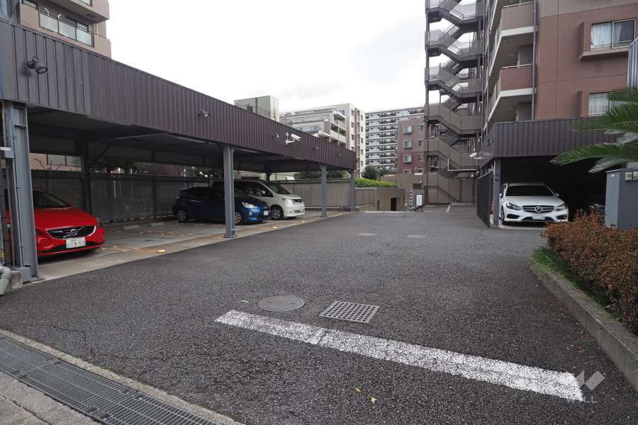 駐車場の出入口