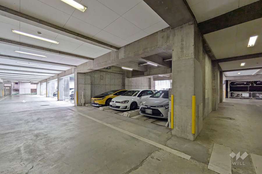 敷地内駐車場（屋内機械式）