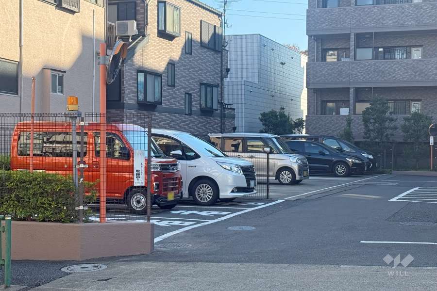 敷地内駐車場（屋外平面式）