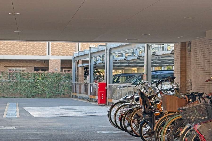 敷地内駐車場（屋外機械式）