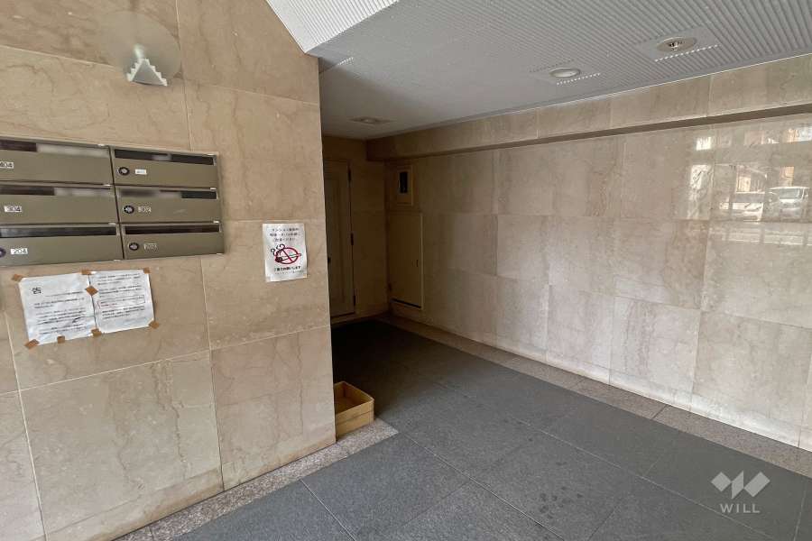 エントランスホール