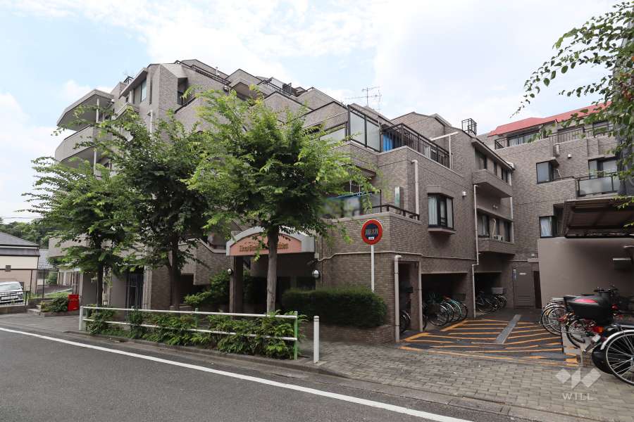 ライオンズガーデン赤塚公園の外観（北東側から）