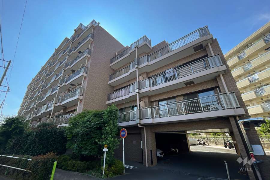 朝日パリオ板橋富士見台の外観（南東側から）