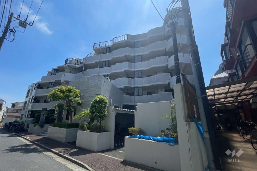 クリオ赤塚壱番館の外観（南西側から）　　