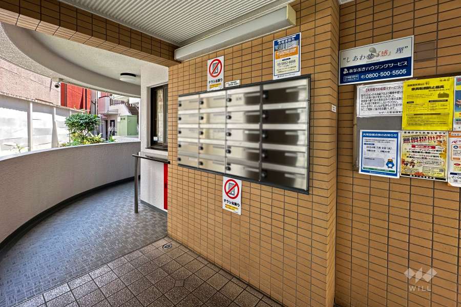 エントランスホール