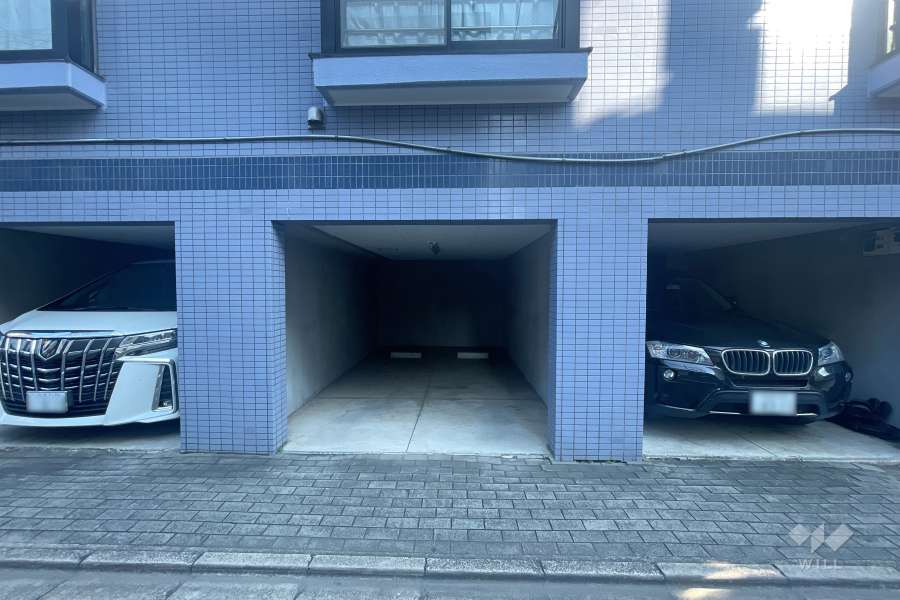 敷地内駐車場（屋内平面式）　