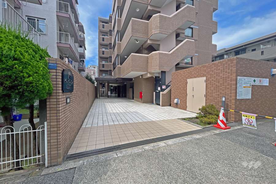 エントランスアプローチ