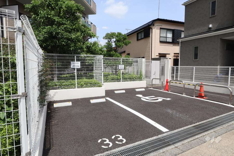 敷地内駐車場（屋外平面式）