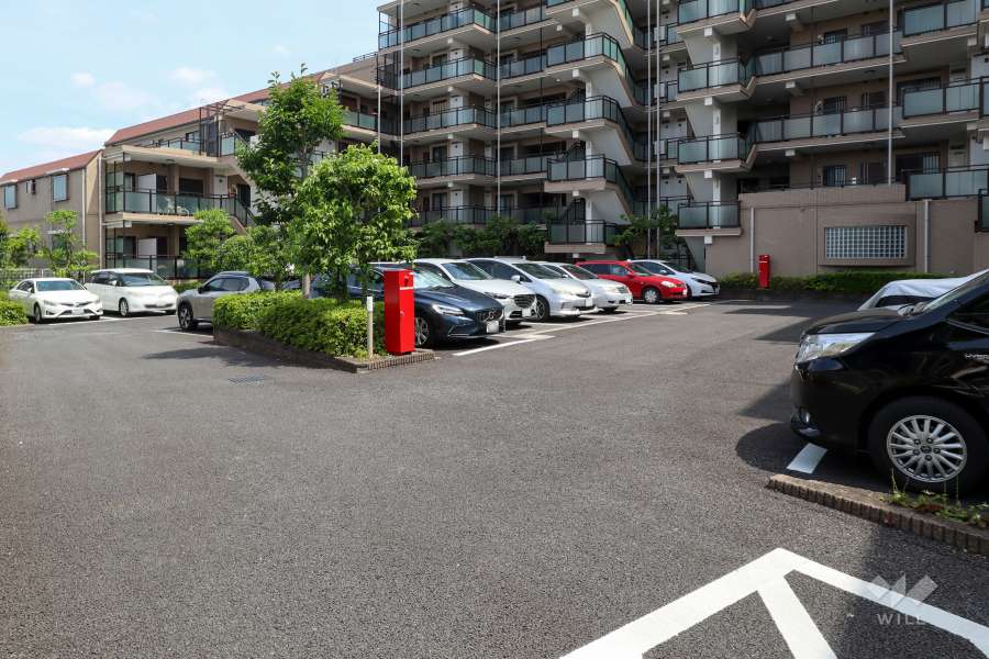 敷地内駐車場（屋外平面式）