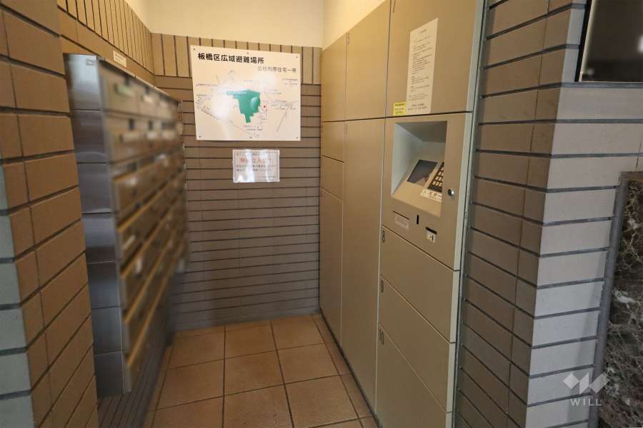 宅配ボックスと共用ポスト