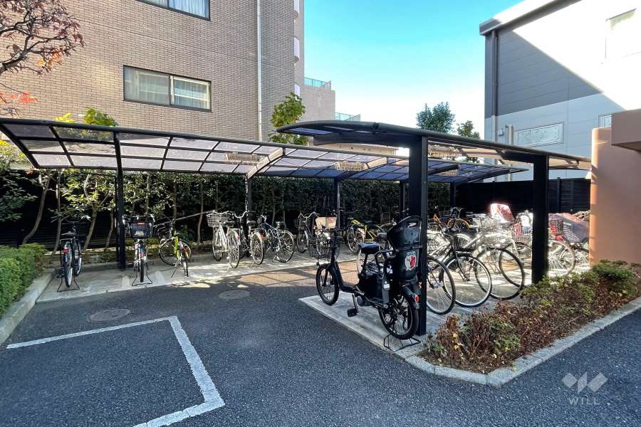 駐輪場（屋根付き）