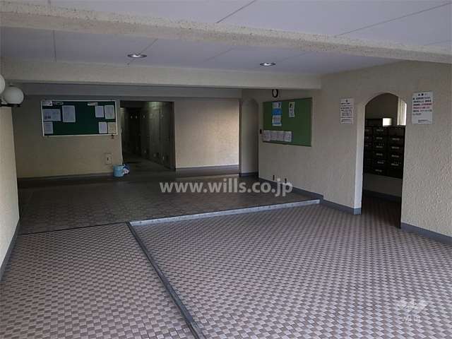 エントランスホール