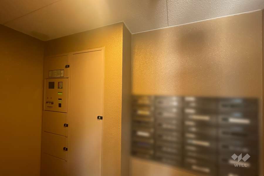 共用ポストと宅配ボックス