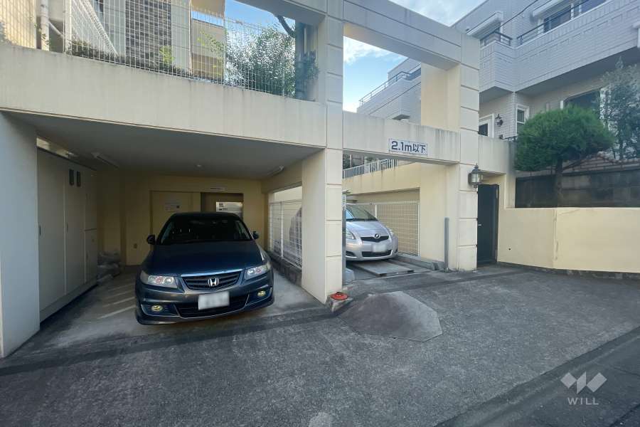 敷地内駐車場（屋外平面式）