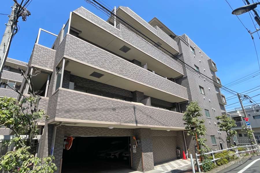 コニファーコート常盤台の外観（北西側から）