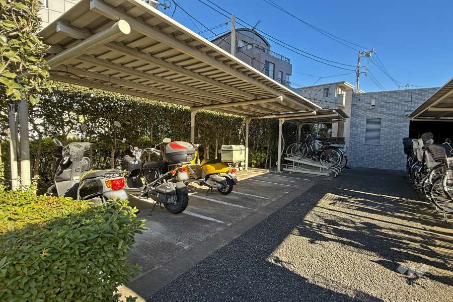 バイク置場