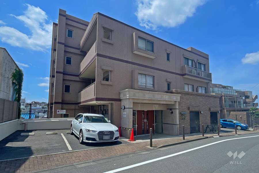 パレステージ東武練馬台東館の外観（北東側から）