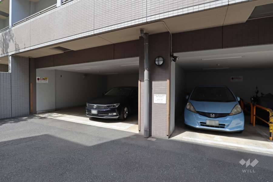 敷地内駐車場（屋内平面式）