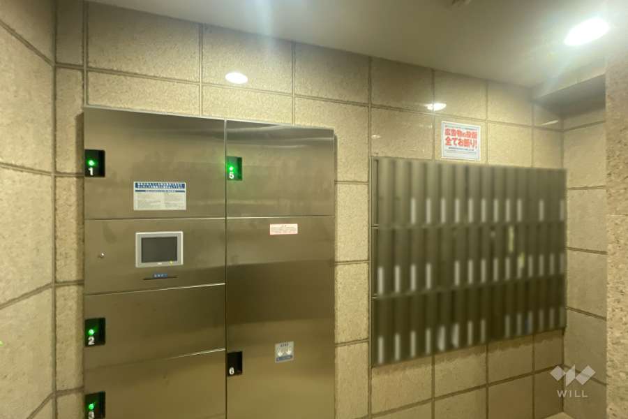 宅配ボックスと共用ポスト