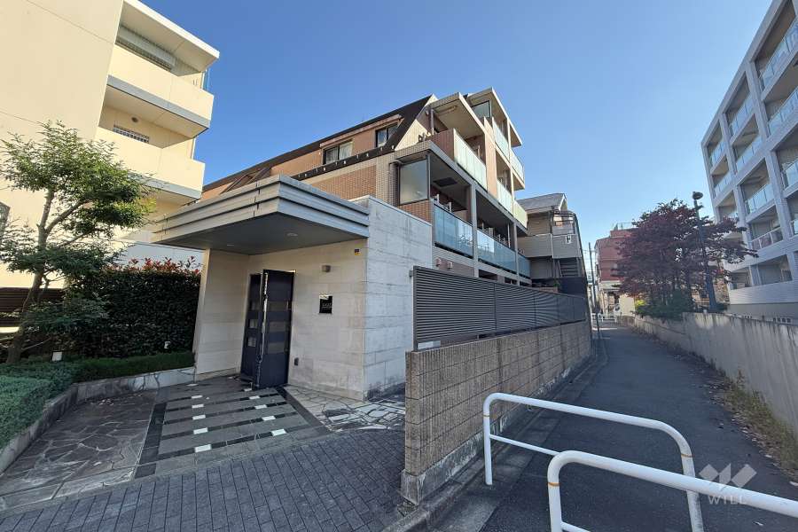 アクサス小竹向原の外観（北西側から）