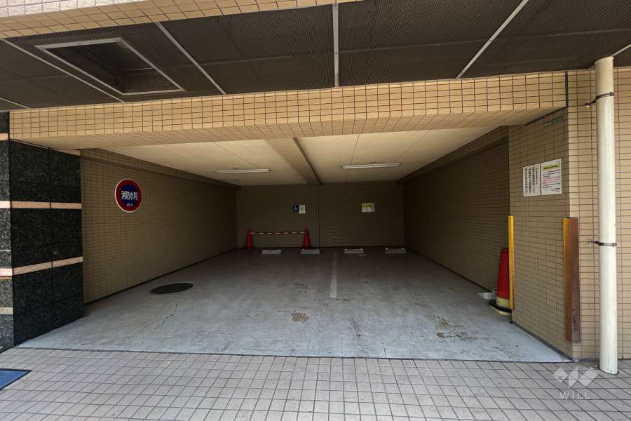 敷地内駐車場（屋内平面式）