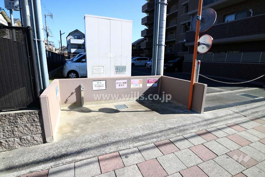 ゴミ置き場