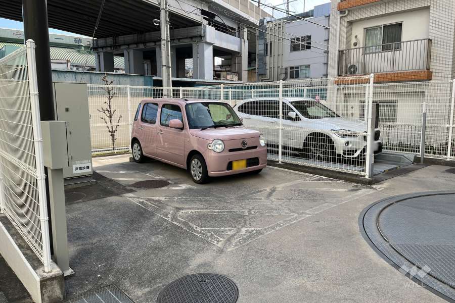 敷地内駐車場（屋外平面式・機械式）