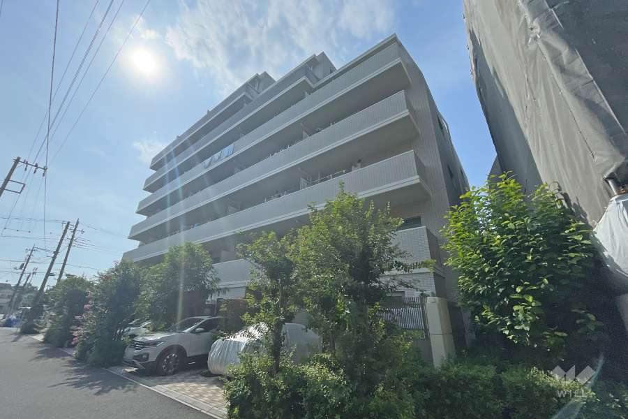 イニシア蓮根の外観（南東側から）