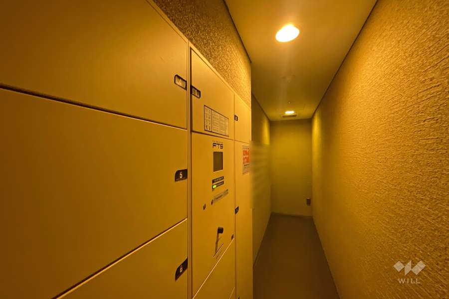 共用ポストと宅配ボックス