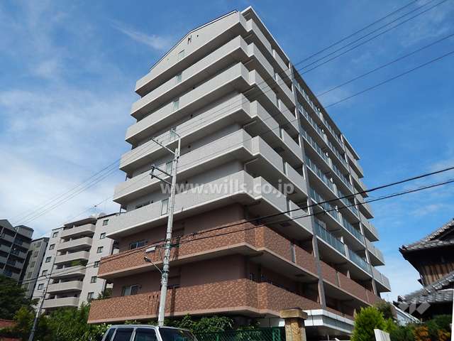 セントラルステージ伊丹駅前の外観（南西側から）