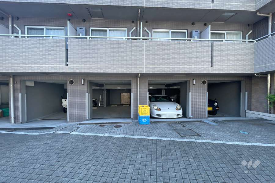 敷地内駐車場（屋内平面式）