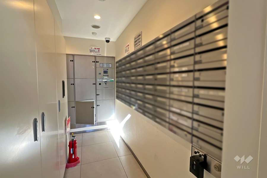 宅配ボックスと共用ポスト