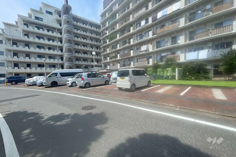 敷地内駐車場（屋外平面式）