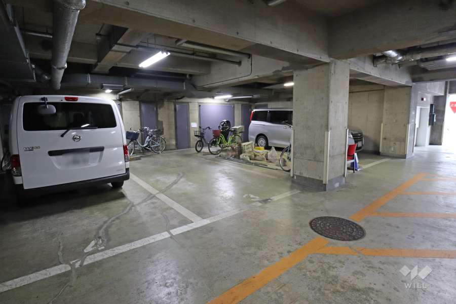 敷地内駐車場（屋内平面式）