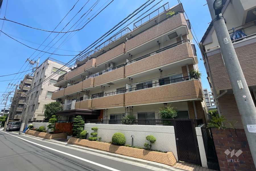 コーラルハイツ蓮根2の外観（南西側から）