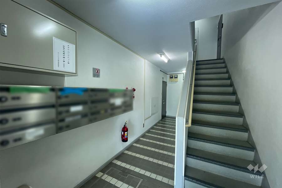 エントランスホール（共用ポスト）