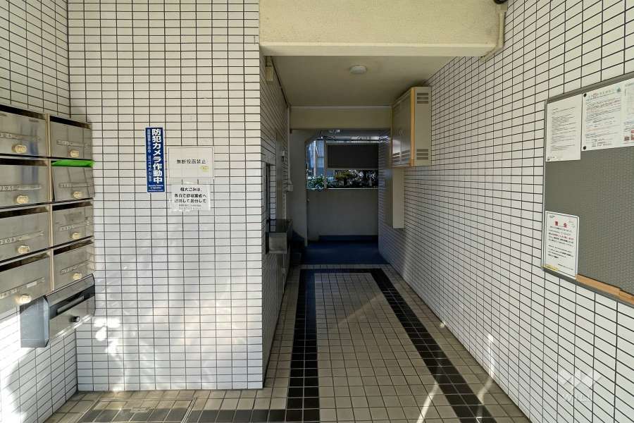 エントランスホール