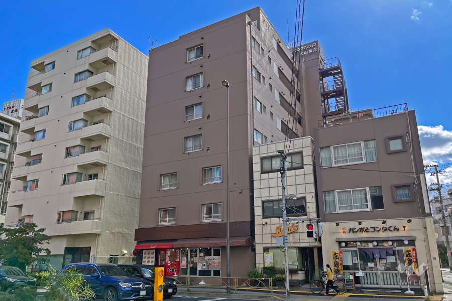 ライオンズマンション大山第2の外観（北側から）２