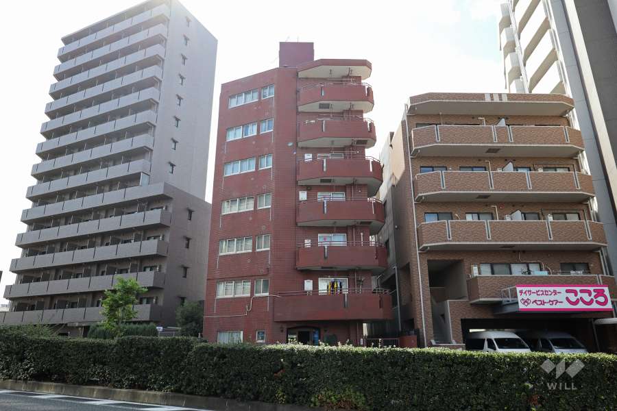 ライオンズマンション中板橋の外観（北側から）